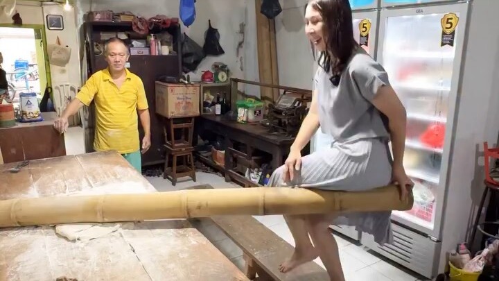 Bakmie yang harus dilestarikan.  pembuatanya yang masih tradisional sejak tahun 1972