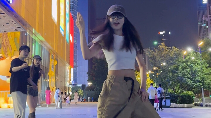大街上跳ABCD被路人蛐蛐了怎么办？