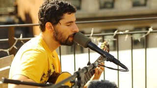 Live Performance of "Far Away" by Jose Gonzalez