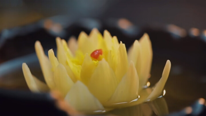 How to Make a Delicate Blossom-shape Boiled Cabbage Cuisine