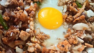 How to cook SIZZLING SISIG from KFC and jollibee chicken leftover