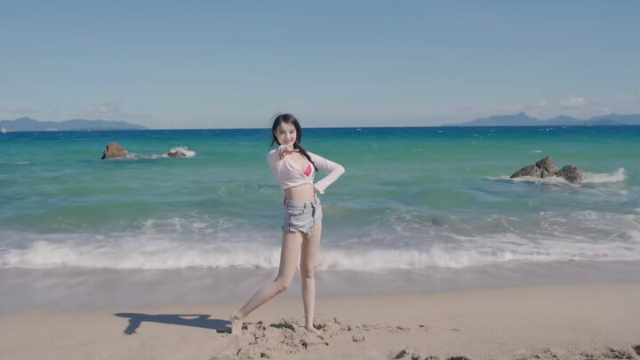 ไอดอลตัวน้อยของ Siba ทำเรื่องแบบนี้ที่ชายหาดจนต้องตกใจ
