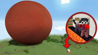 TNT vs. Security House - Minecraft