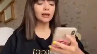 buat lu yg masih binggung kenapa oppai kadang gede kadang kecil, mending nonton ini biar tau