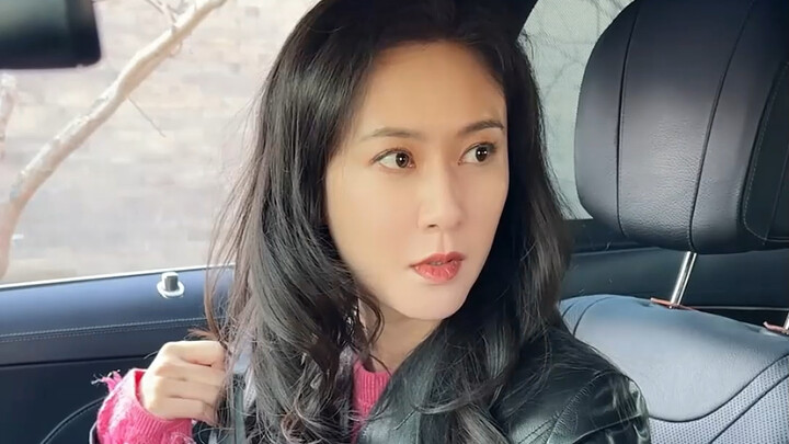 当明星有个奇葩司机。