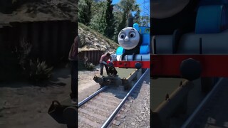 GTA V: FRANKLIN SAVING CHOP FROM THOMAS THE TRAIN #shorts #trains