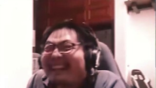 The anchor is really good at playing: Cave owner Kaige crashed in the canyon, and after mocking each