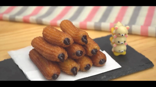 Cách làm Chocolate Stuffed Churros #food