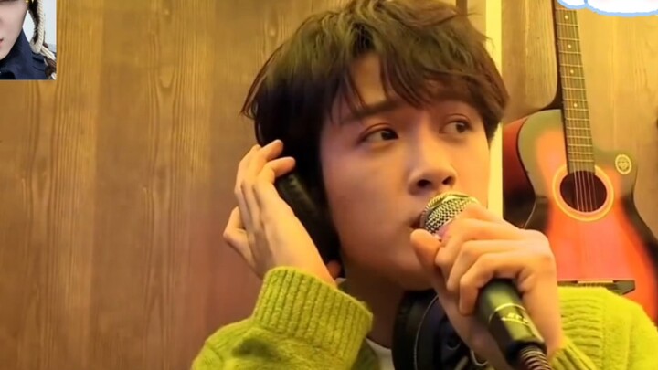 Who understands the killing power of Teacher Tan's singing of "Fairy Tale" in the behind-the-scenes 