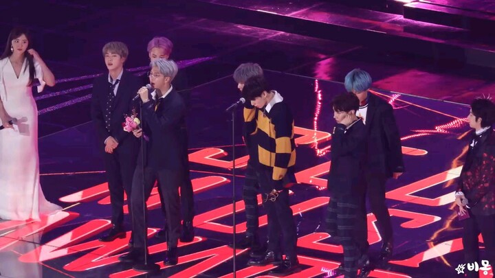 IDOL REACTION BTS SPEECH @SMA2019