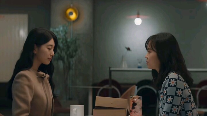 [Bae Suzy ‖ Anna/Youmo] Donuts sent by 32 students at the entrance of Yale [Korean drama Anna]