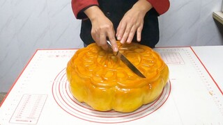 Kue bulan raksasa yang hemat bahan