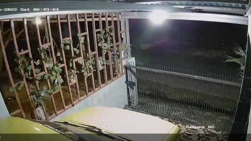 penampakan pocong yg terekam cctv