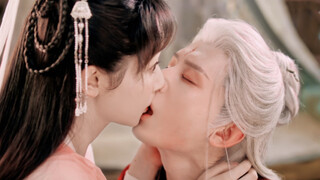 [Cheng Yi] He said his weakness is kissing scenes, so he kissed so hard that veins popped out