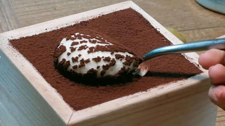 Desert- Tiramisu Cake