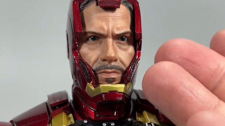 Angry at Playtoys Iron Man MK6!