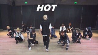 SEVENTEEN-HOT 翻跳练习室