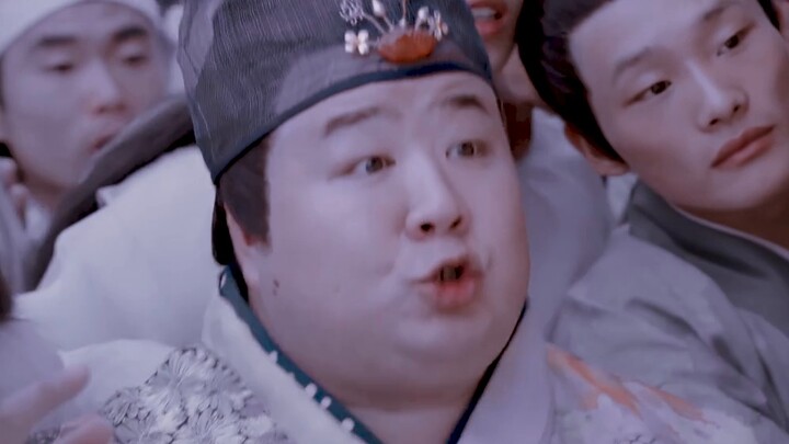 "ถ้าไม่มีฟ้าร้องทั้งห้าองค์ จักรพรรดิก็จะเข้ามาอยู่ในอ้อมแขนของฉัน" [ละครขนานนาม | ฉันพึ่งพาความงามข
