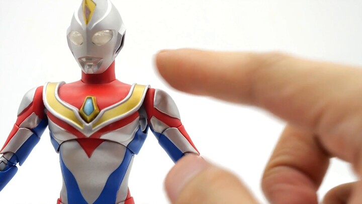 [SHF Real Bone Sculpture Ultraman Dyna] เวอร์ชั่นฮ่องกงมาแล้ว มาดูกันว่า Dyna จะเป็นยังไงบ้าง