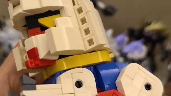 Gunpla gratis (tentu saja)