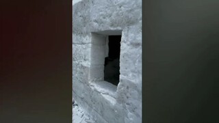 ice house building proccess