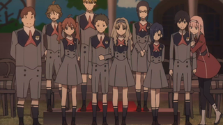 "DARLING in the FRANXX" group photo of 13 teams