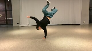 [BBoy must-see] 58 เทคนิคระดับเริ่มต้นที่มือใหม่ Breaking ต้องเรียนรู้