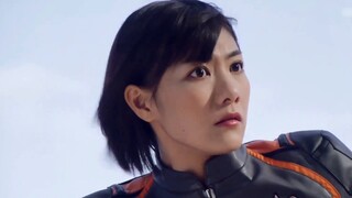 It’s so funny, everyone except the captain knows that Soda is Ultraman Decai.