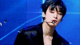 มีรูปหล่อๆ ที่เรียกว่า “อีจูยอน วัย 22 ปี ร่ายมนต์สะกด”