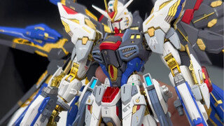 Saya harus mengatakan bahwa SEED menyimpan seluruh IP Gundam [Toko Model Char]