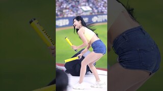 이건 못날리면 범죄다 유세리 치어리더 Yu Seri Cheerleader
