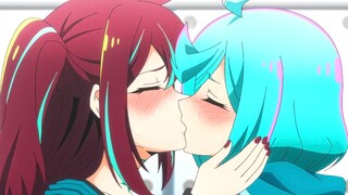 She Kisses Her Body Hard | Mahou Shoujo ni Akogarete Episode 10