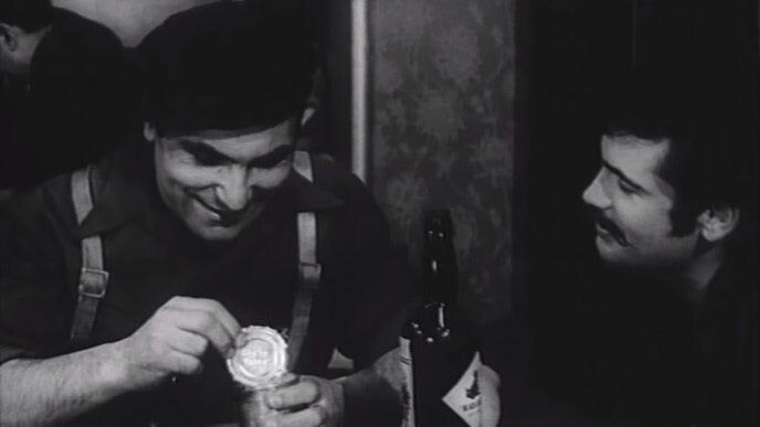 На всеки километър (1969) - филм 1 - епизод 3 - Пеещият часовник