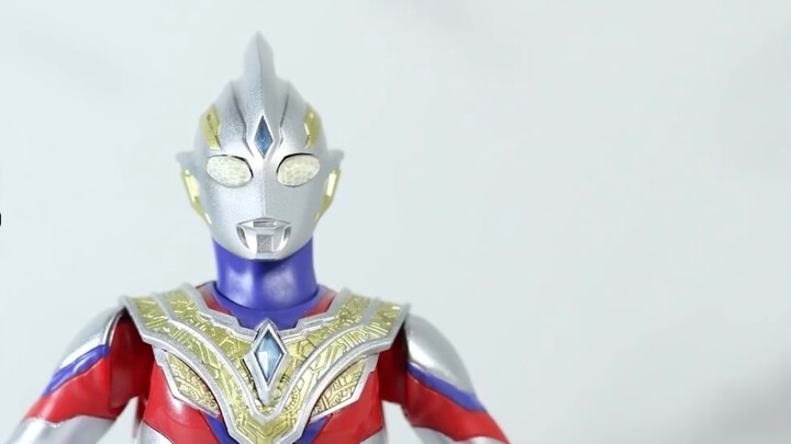 [Stop-motion animation, unboxing, funny] Smellus Smellus! Unboxing the latest SHF Ultraman Triga! At