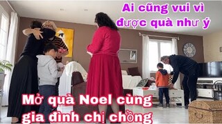 Mở quà Noel cùng gia đình chị chồng và các cháu/Người việt ở Pháp/Cuộc sống pháp/món ăn ngon