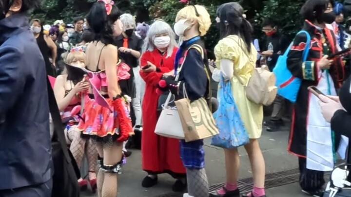 Mẹ kiếp... Tôi hoàn toàn hiểu rằng đây là thánh địa cosplay thực sự ở Tokyo! Nồng độ cao hơn Akihaba