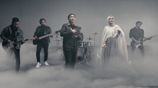 Ungu, Dato' Sri Siti Nurhaliza - Di Ujung Hari | Official Music Video