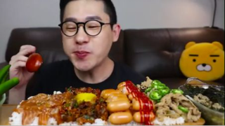 Cá hồi sốt đậu nành, sò huyết ướp gia vị, xúc xích #asmr #mukbang