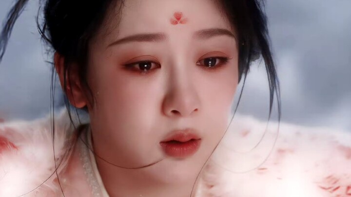 Damn, I admit I was scared here!!! She is Haolin Wang Ji! Who still remembers her... She is most afr