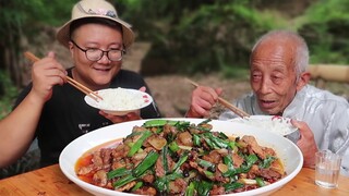 [Makanan]|Daging Goreng Asin Khas Sichuan!