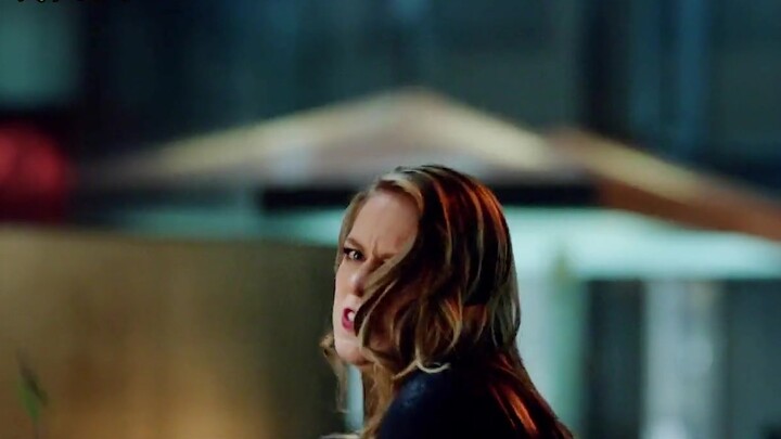 [DC] ในที่สุดเราก็รู้แล้วว่า Supergirl มีกี่คนในจักรวาล DC!