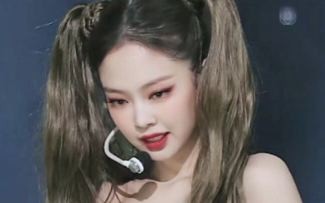 [Star] BLACKPINK｜Jennie｜Play With Fire