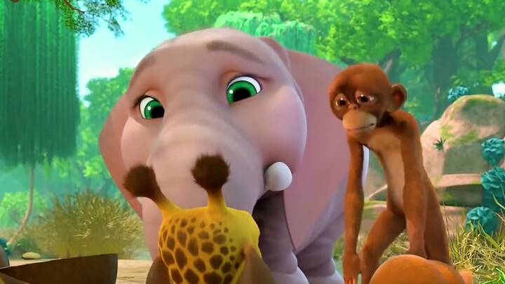 Stare at the game and almost cost the giraffe's life! It's too much work for a bunch of bananas
