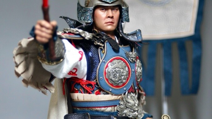 303toys Zhou Yu 2.0 เป็นการอัปเกรดที่ครอบคลุมเมื่อเทียบกับ 1.0 ผู้บัญชาการใหญ่เวอร์ชั่นหงหยูโจวยังหล