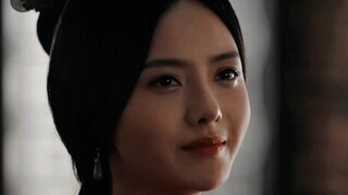 [Trên Tường | [Một bức chân dung nhóm phụ nữ trong nỗi buồn] "Cô ấy đang khóc vì cây lan của mình"
