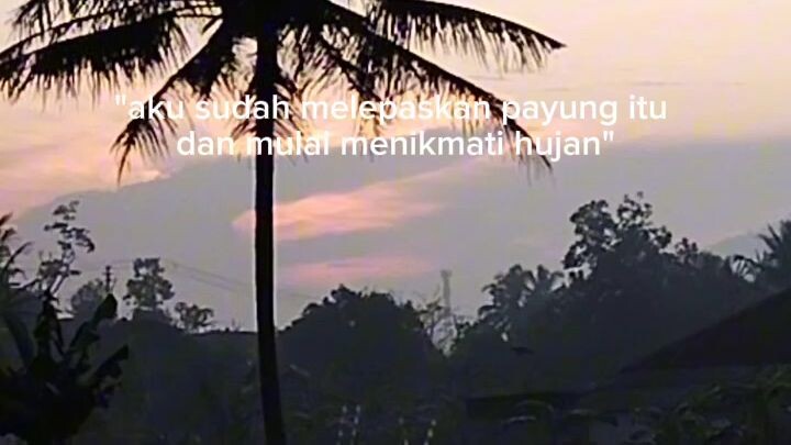 bukan hanya tentang hujan dan payung