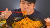 Thánh ăn hàn quốc mukbang ăn Buldak Carbonara, Giăm bông, và dưa chua cực ngon #mukbang #asmr