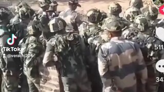 soldier grenade prank/ung nakalimutan mong Granada pla un