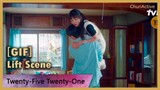[GIF] Twenty Five Twenty One Episode 8 - Nam Joo Hyuk is Lifting Kim Tae Ri for 3 Minutes Straight
