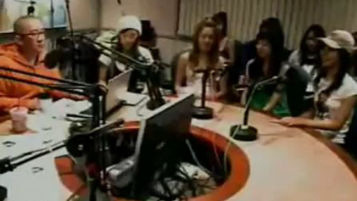 SNSD - Go Real Radio [070827] (eng sub)